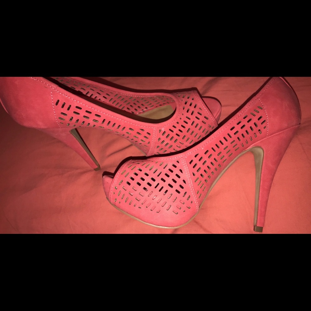 APT. 9 Heels ❤️